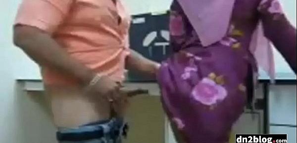 Watch China main dengan melayu Sex Video